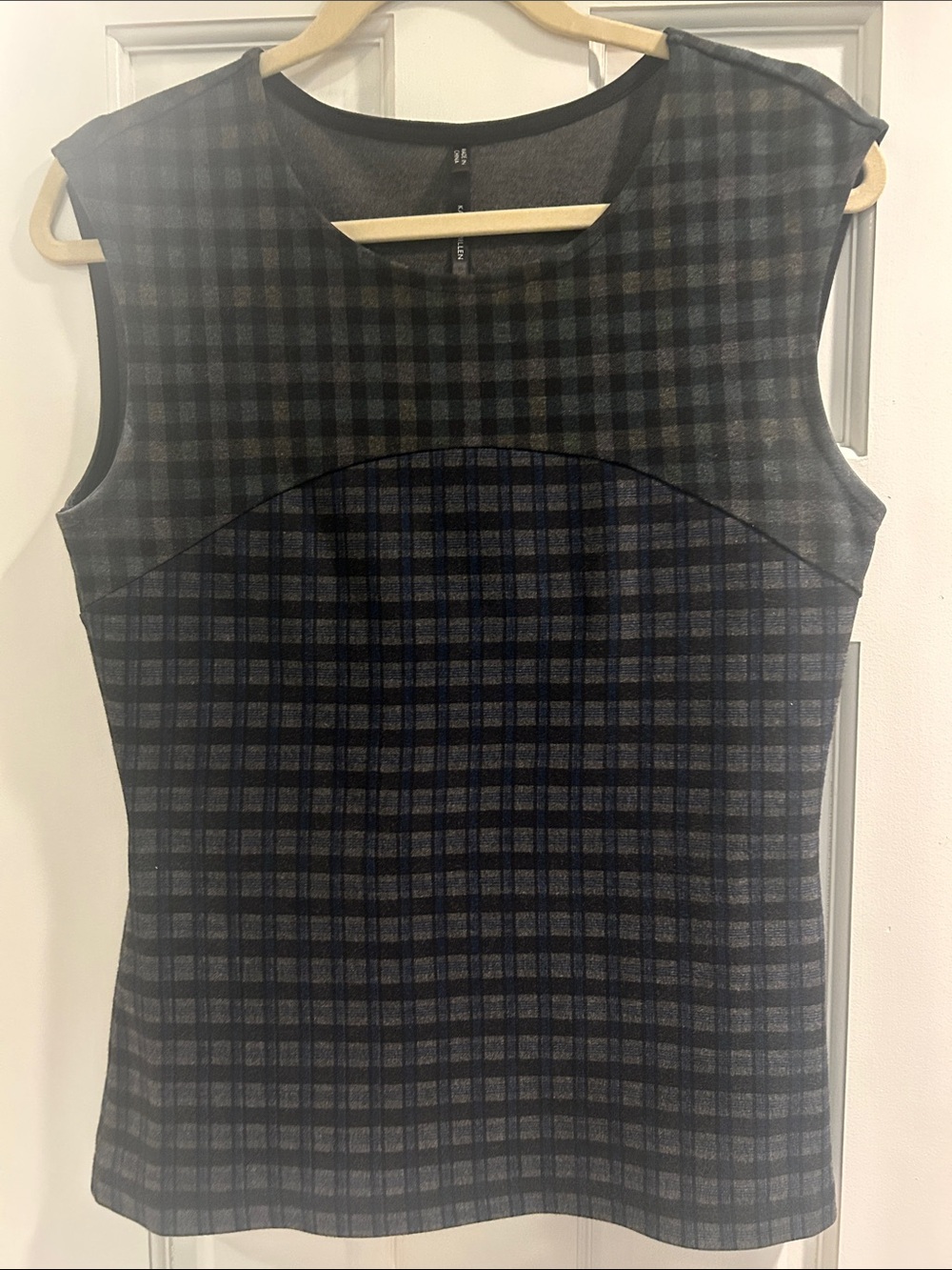 Karen Millen Navy and Gray Checked Sleeveless Tank Top